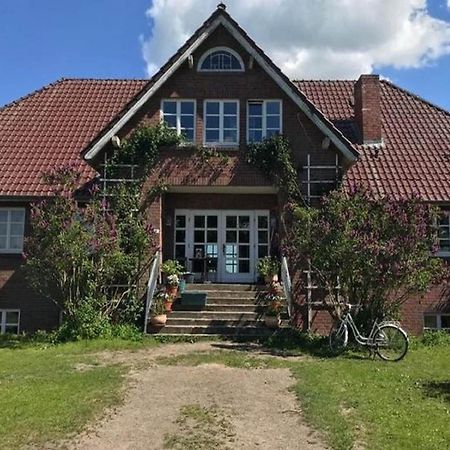 Cosy Apartment In Semlow Germany With Garden Экстерьер фото