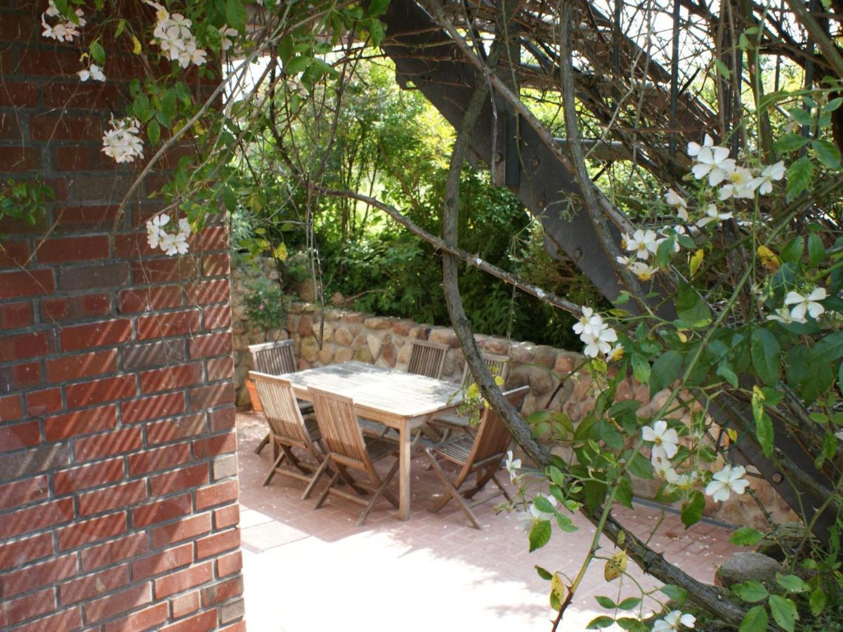 Cosy Apartment In Semlow Germany With Garden Номер фото