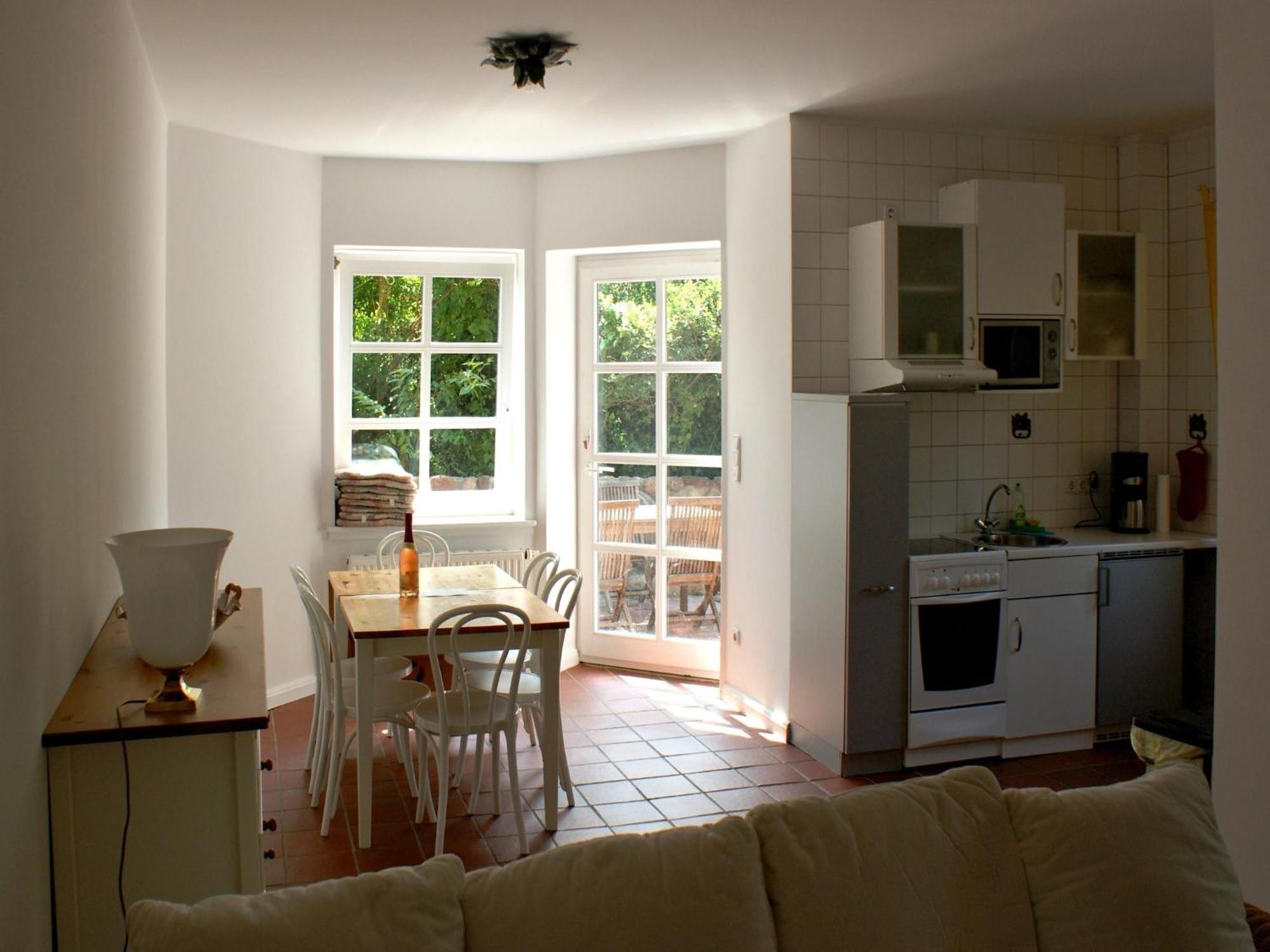 Cosy Apartment In Semlow Germany With Garden Экстерьер фото
